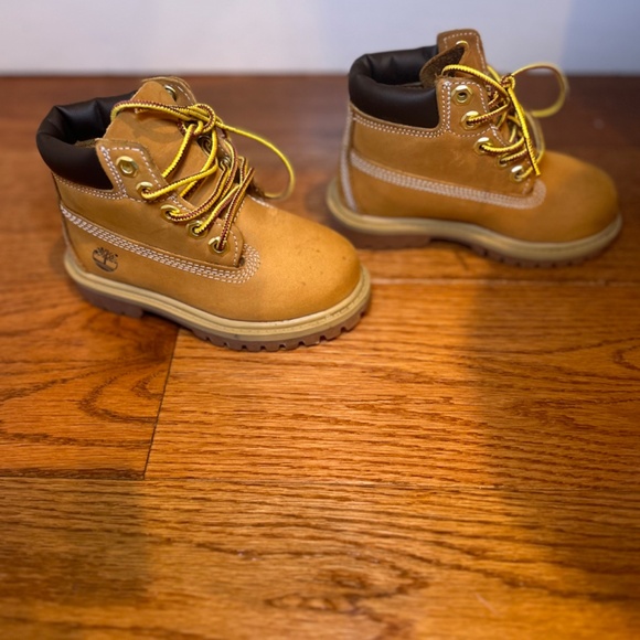 Timberland Toddler boots size 6.5 - Picture 2 of 6